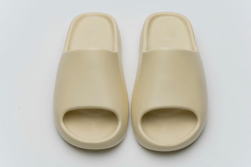 Yeezy Slide Pure