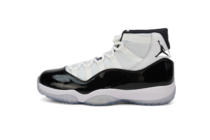 Air Jordan 11 "Concord"