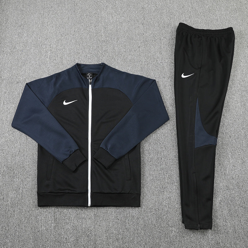 Conjunto Dri Fit Nike "Preto e Azul Marinho"