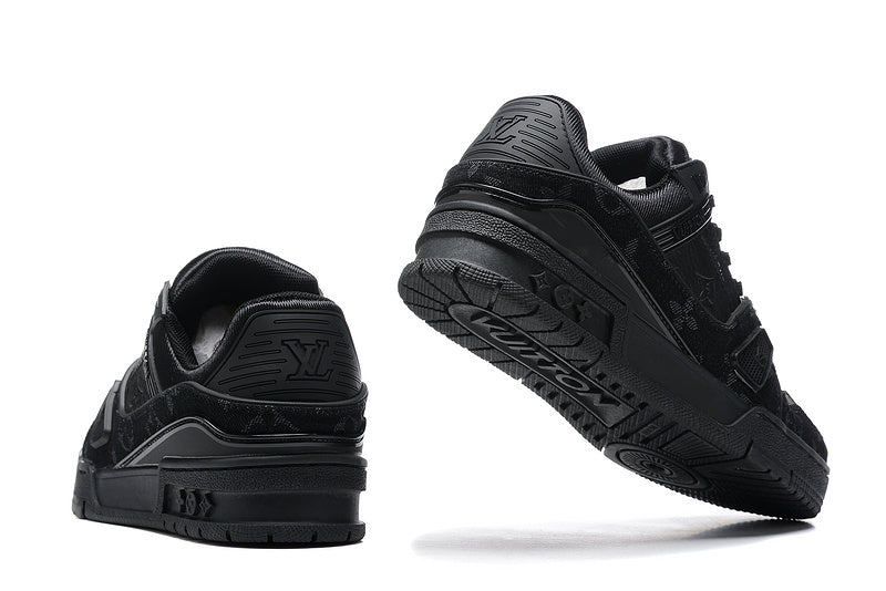 Louis Vuitton Trainer Triple Black