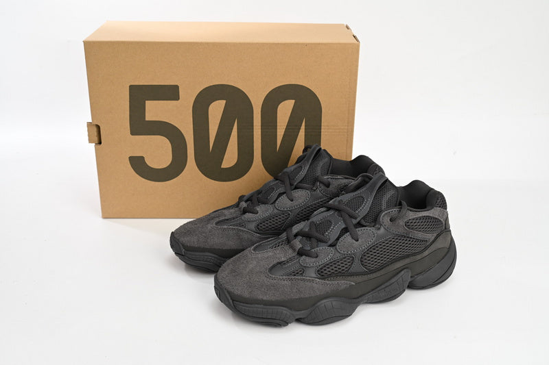 Yeezy 500 "Utility Black"