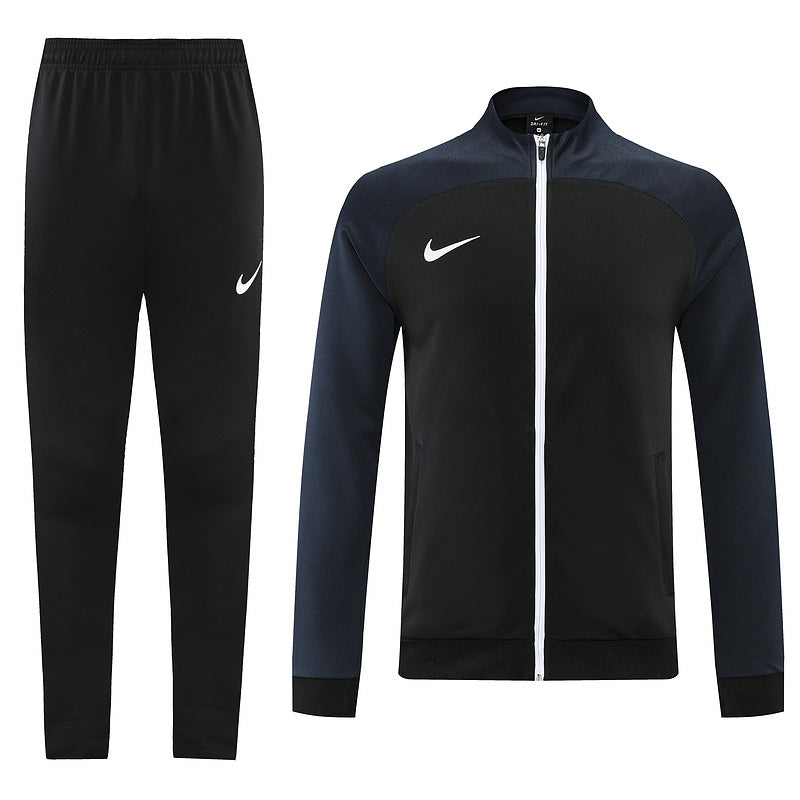 Conjunto Dri Fit Nike "Preto e Azul Marinho"