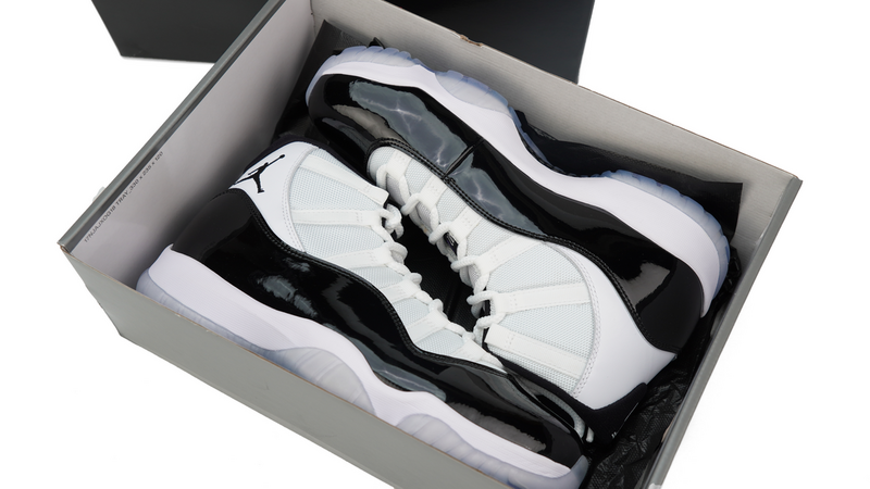 Air Jordan 11 "Concord"