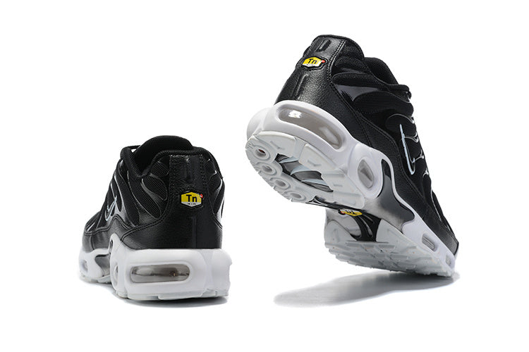 Air Max Plus TN1 "Black e White"