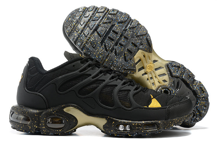 Air Max Terrascape "Black And Gold"