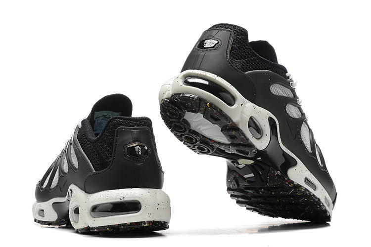 Air Max Terrascape "Black And White"