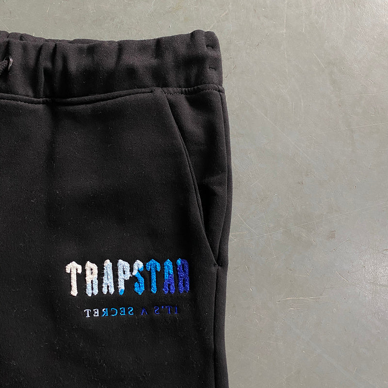 Conjunto Trapstar Verão Cinza Preto Branco com Degrade Azul